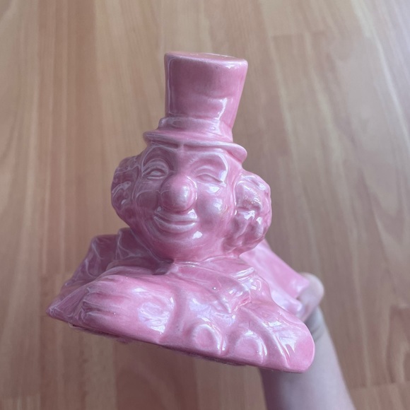 Ceramic clown tape dispenser - Picture 3 of 13